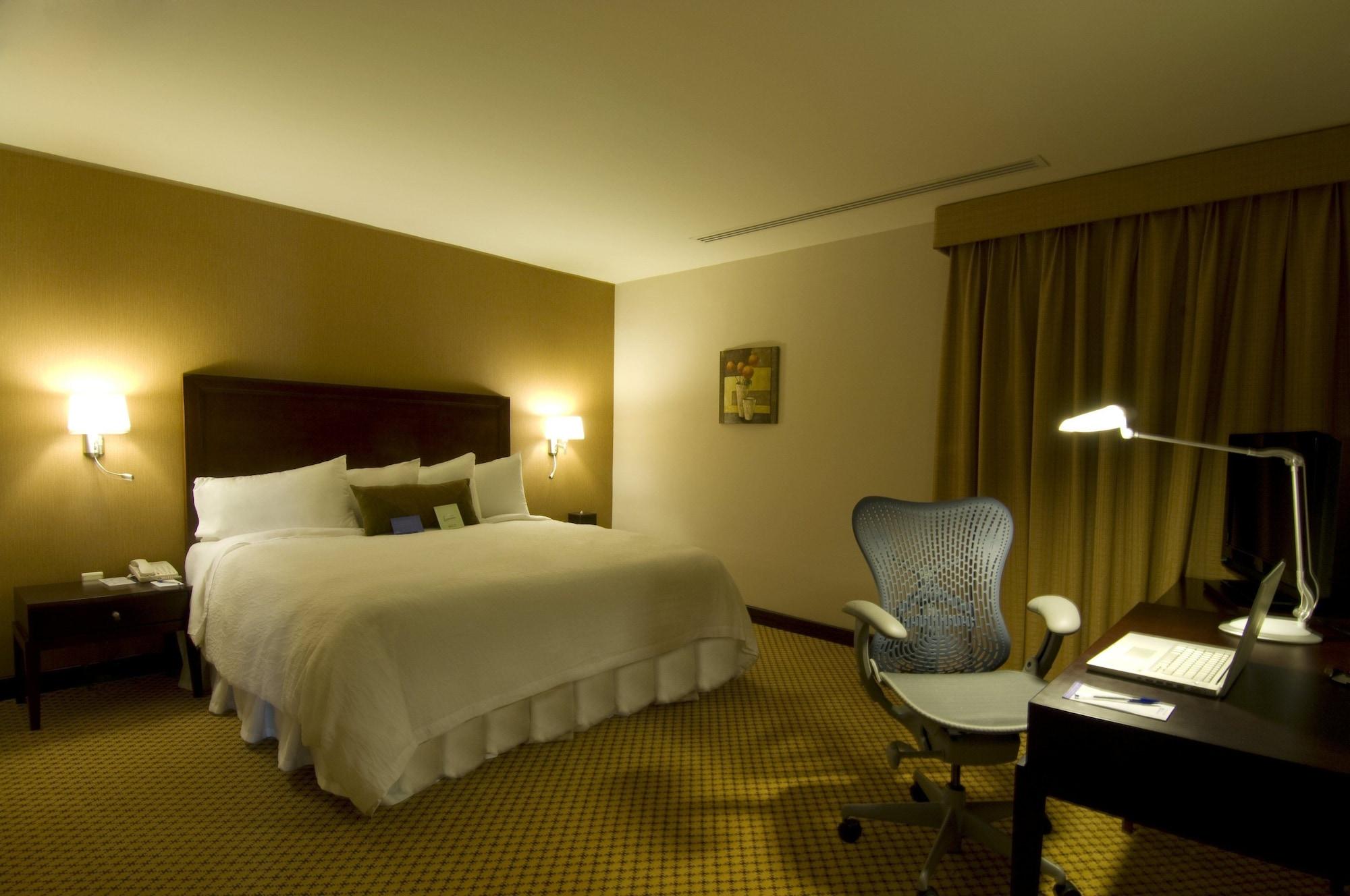 Hilton Garden Inn Riyadh Olaya Exteriör bild