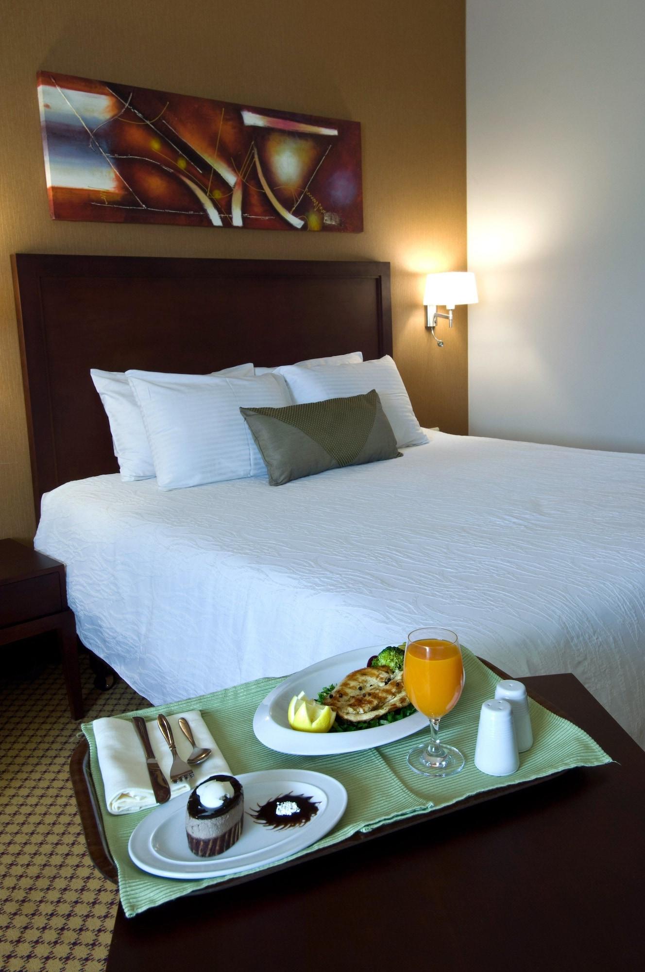 Hilton Garden Inn Riyadh Olaya Rum bild
