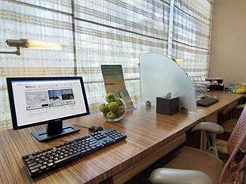 Hilton Garden Inn Riyadh Olaya Exteriör bild