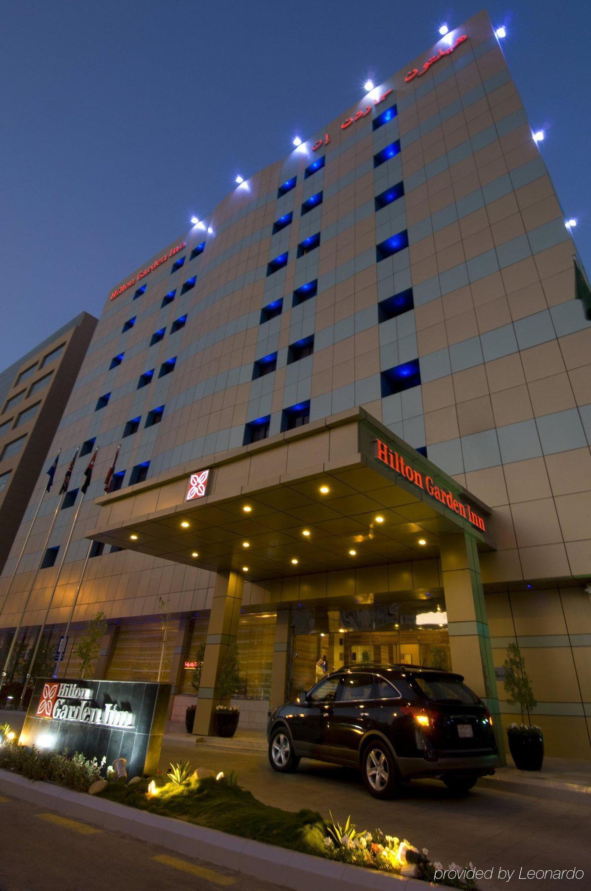 Hilton Garden Inn Riyadh Olaya Exteriör bild